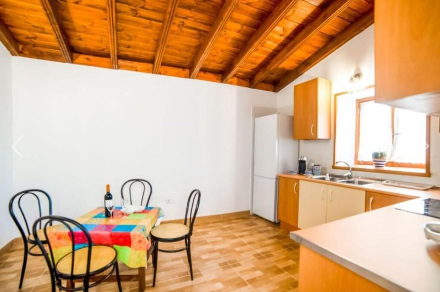 فيلا La Casa Del Bisa Genovés المظهر الخارجي الصورة