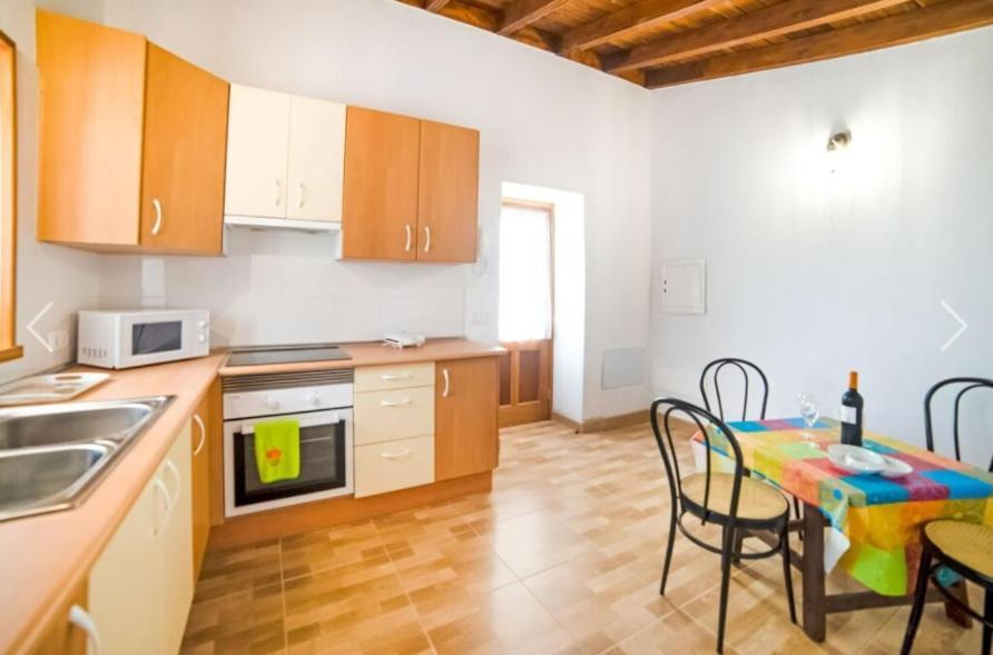 فيلا La Casa Del Bisa Genovés المظهر الخارجي الصورة