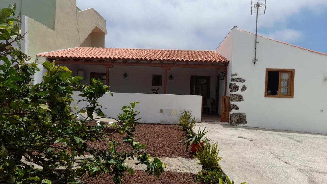 فيلا La Casa Del Bisa Genovés المظهر الخارجي الصورة